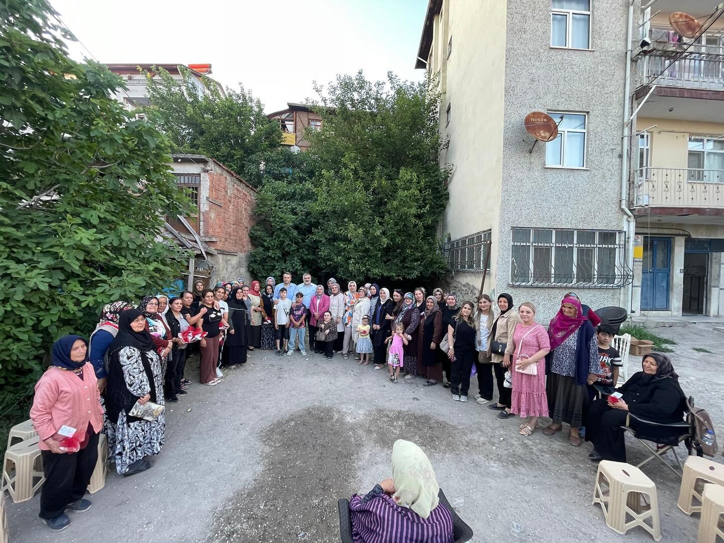 Niksar’da Mahalle Buluşması: Başkan Tepebaşı Vatandaşlarla Kahve Sohbetinde
