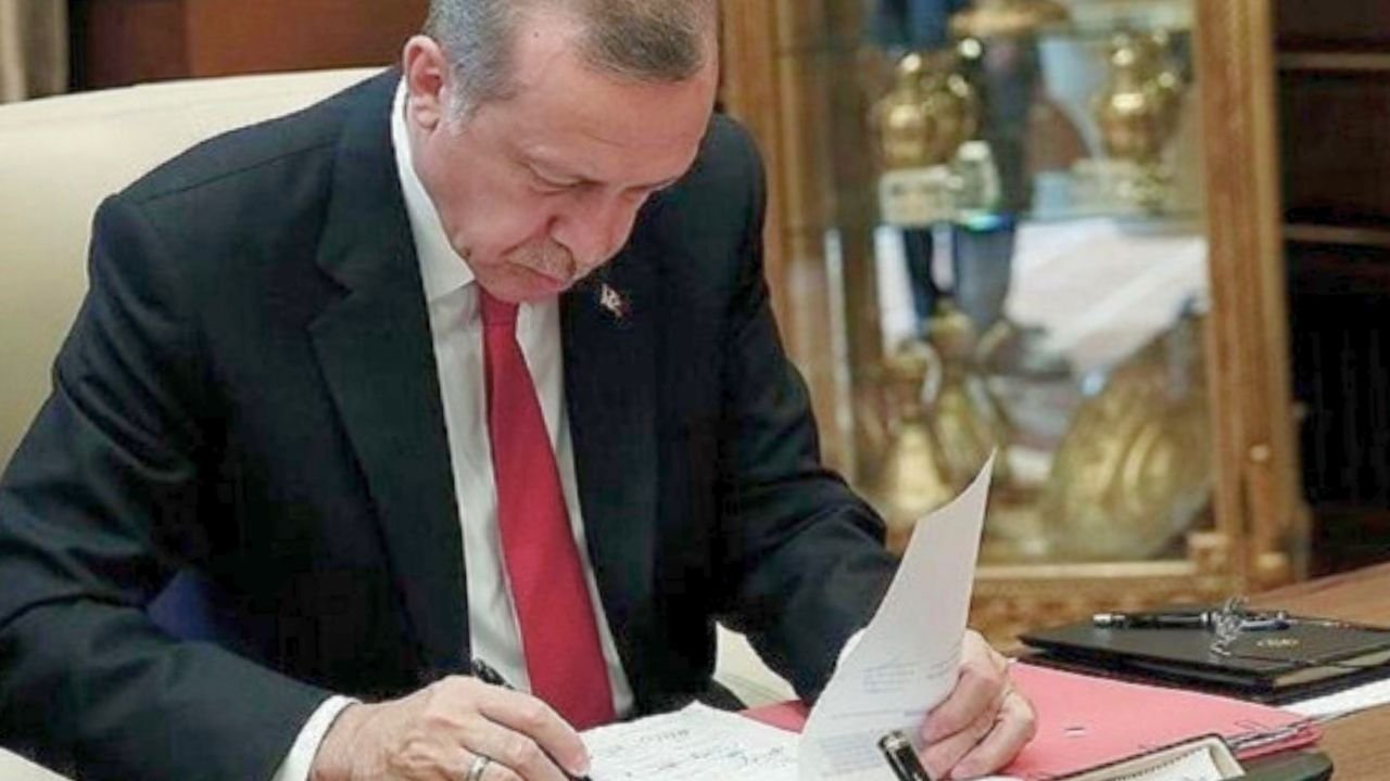 Cumhurbaşkanı gece yarısı yeni atamaları yaptı! İşte atamaların detayı