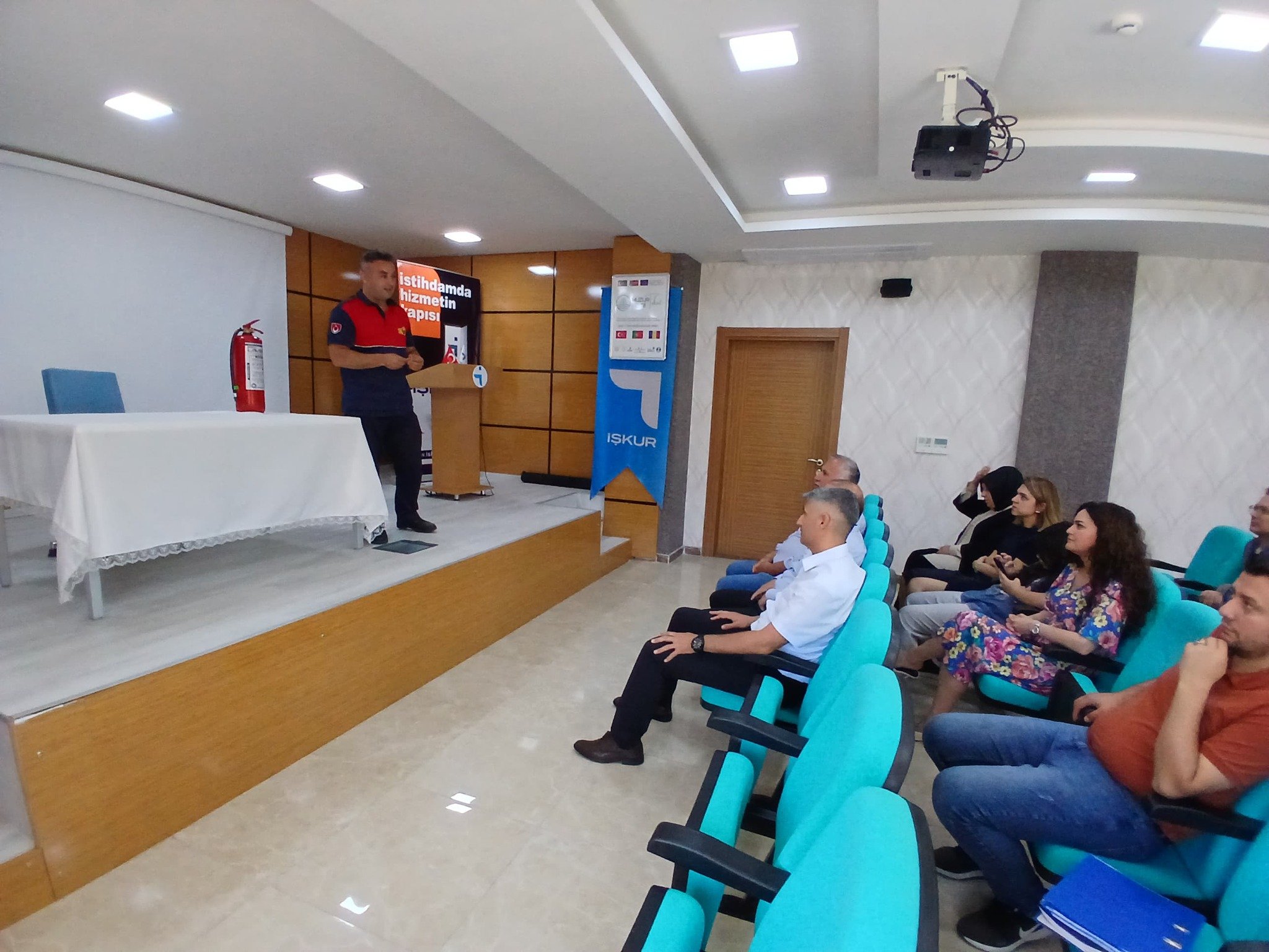 Tokat Belediyesi’nden Yangın Eğitimi: İşkur Personeline Uygulamalı Bilgilendirme