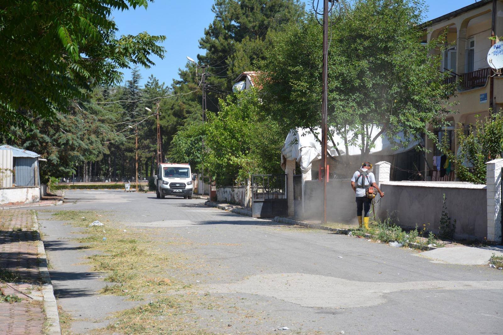 Tokat Zile’de Çevre Düzeni İçin Periyodik Temizlik Çalışmaları